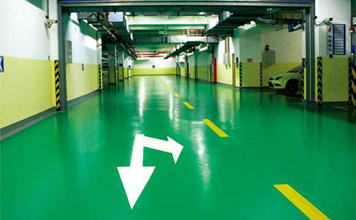 称多称多环氧地坪漆可以用水冲洗吗